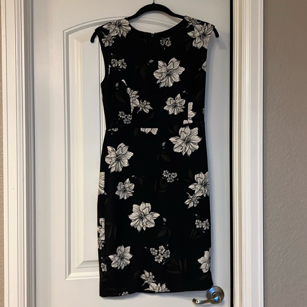 Banana republic size 2 floral dress